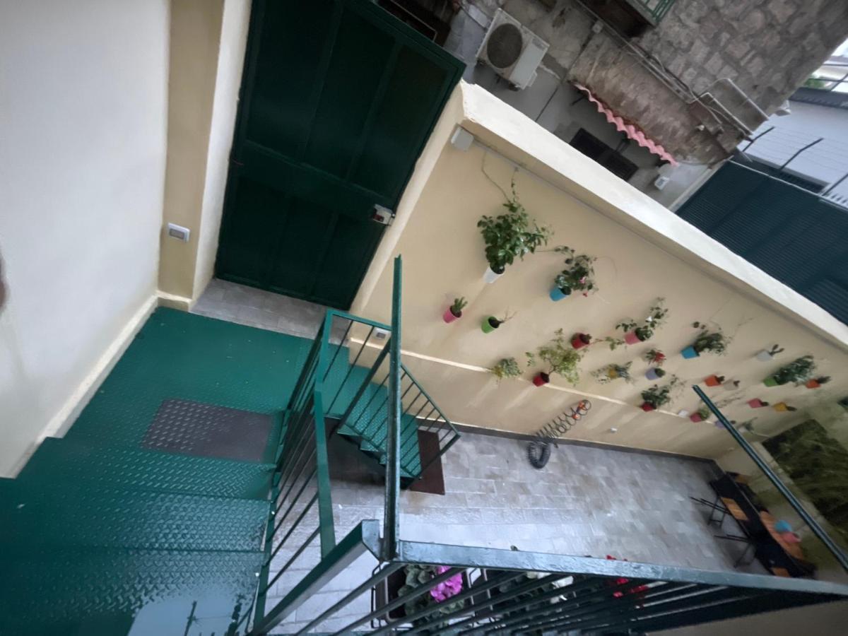 Apartmán Cesi 13 Neapol Exteriér fotografie